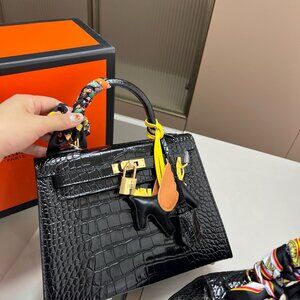 Classic Hermes Bag: A Stylish and Versatile Choice for Elegance